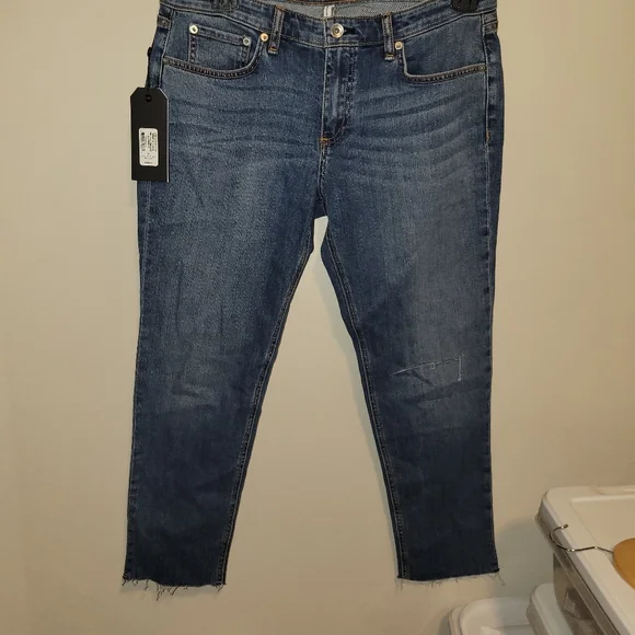 RAG AND BONE medium wash boyfriend  distressed boyfriend jeans size 6 and size 8 - Picture 9 of 15